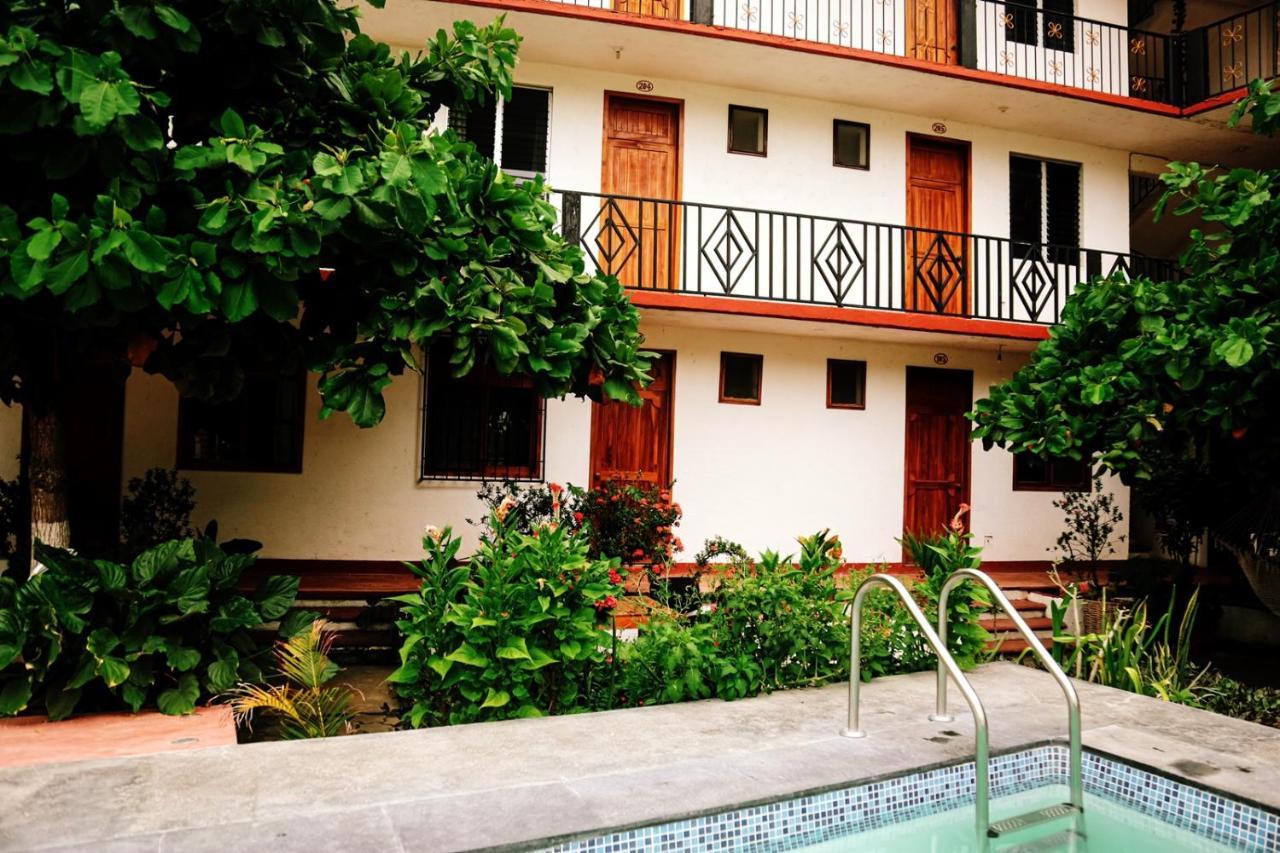 Hotel Yurimar Puerto Escondido  Kültér fotó